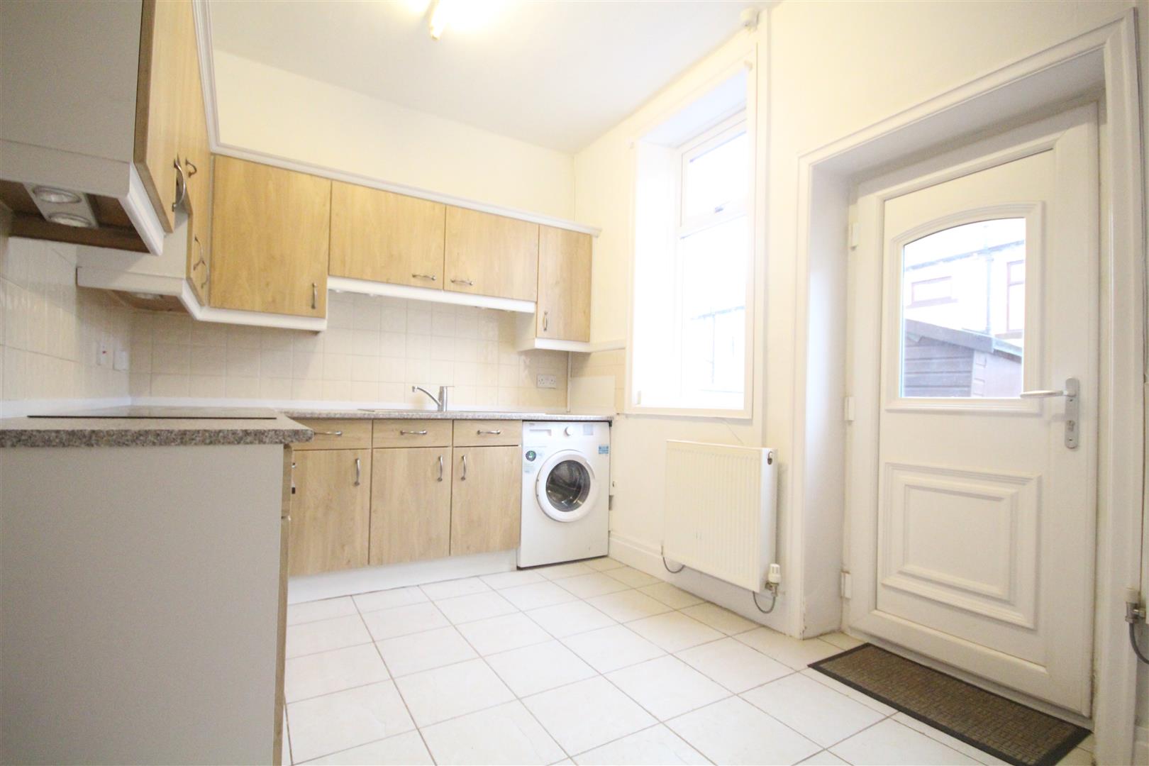 2 bedroom mid terrace house Let Agreed in Earby - IMG_2391.jpg